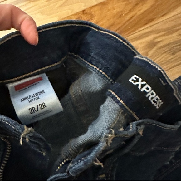 Express jeans lot 2 pairs 2 regular - Picture 8 of 8